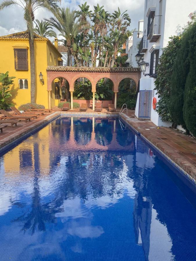 Pueblo Andaluz Marbella Club Btq Apt Apartment Bagian luar foto
